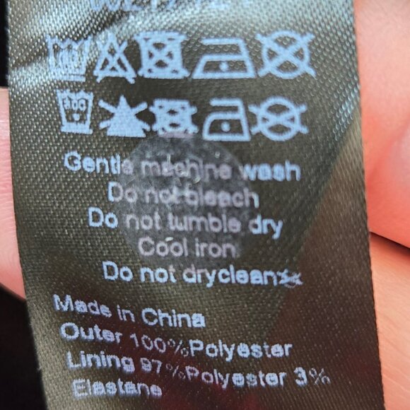 616-33 City Chic Black & Gray Roses Tiered Plunge Maxi dress Size 20 - Picture 12 of 12